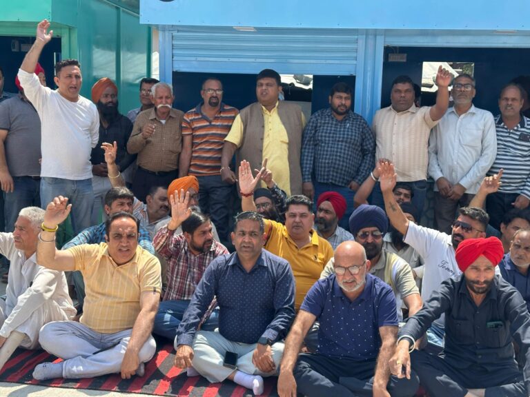 3 yrs of Dhami guv, celebrations in the streets, struggles in the markets: Rudrapur’s silent suffering amidst political celebrations